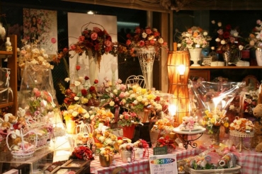 「青松花苑」　（愛知県小牧市）の花屋店舗写真3